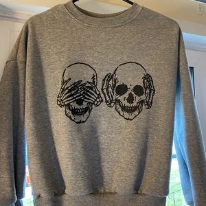 Skull sweatshirt
